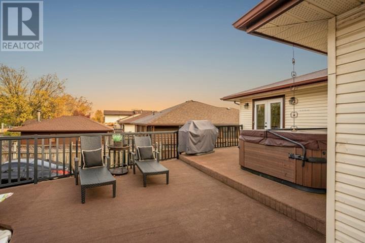 106 Iris Cres, Thunder Bay, Ontario  P7A 7Z9 - Photo 4 - TB253383