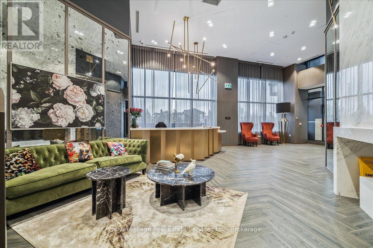 511 - 395 Dundas Street W, Oakville, Ontario  L6M 5R8 - Photo 9 - W12503912