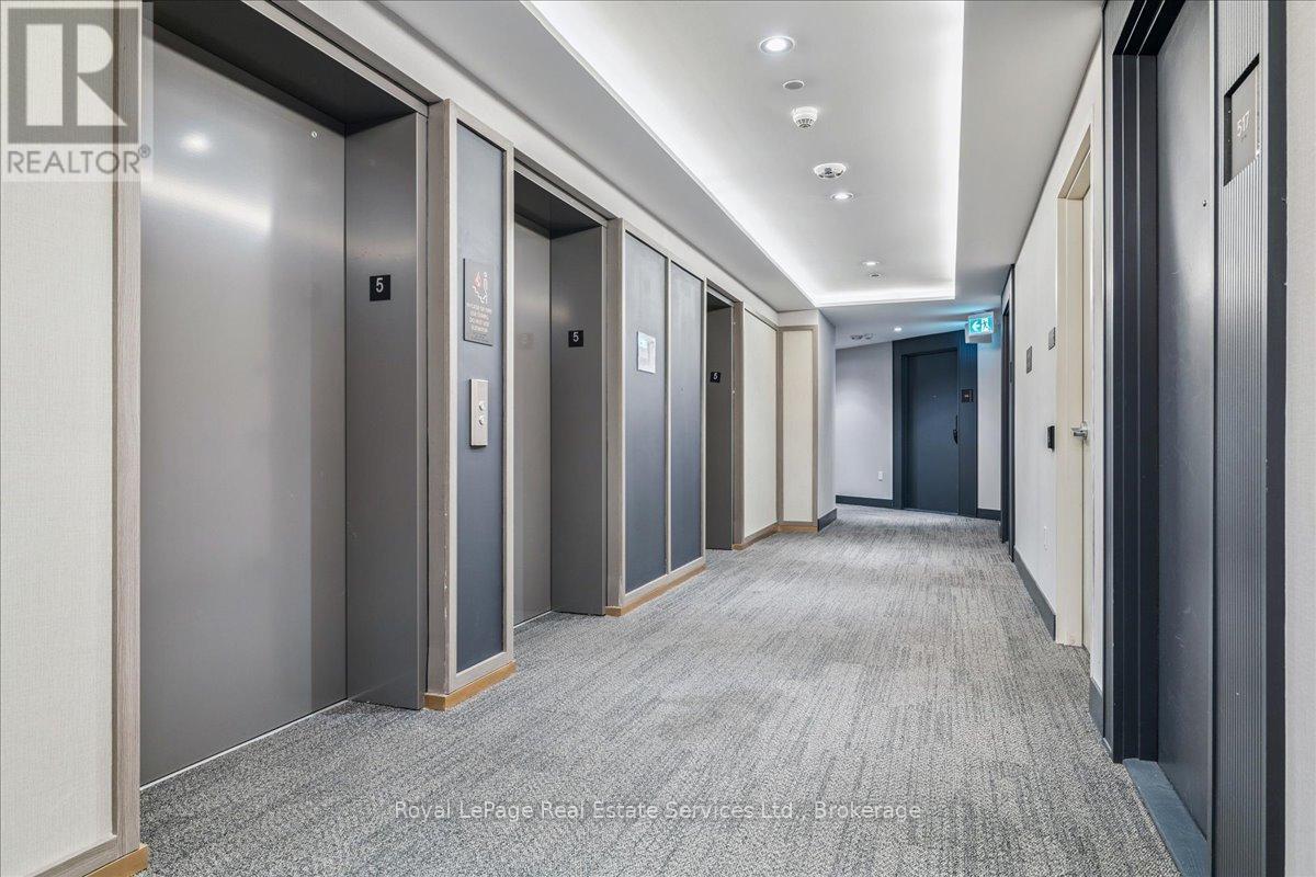 511 - 395 Dundas Street W, Oakville, Ontario  L6M 5R8 - Photo 10 - W12503922