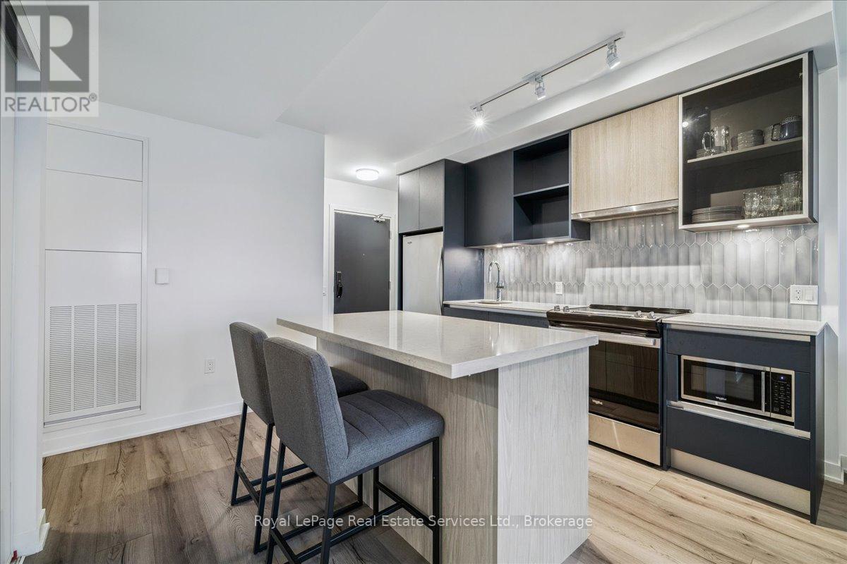 511 - 395 Dundas Street W, Oakville, Ontario  L6M 5R8 - Photo 17 - W12503922