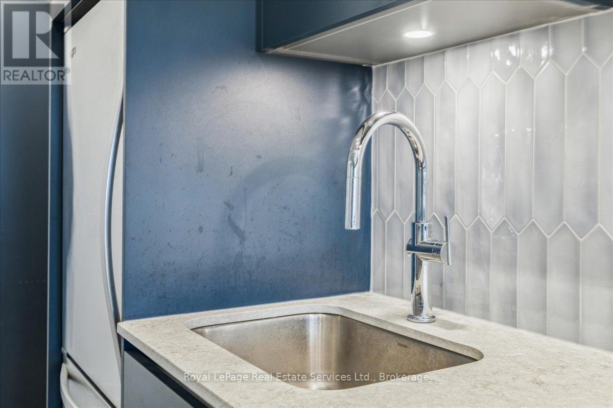 511 - 395 Dundas Street W, Oakville, Ontario  L6M 5R8 - Photo 24 - W12503922