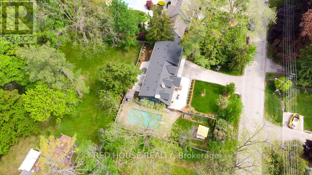 29 Pinewood Trail, Mississauga, Ontario  L5G 2L2 - Photo 38 - W12455321