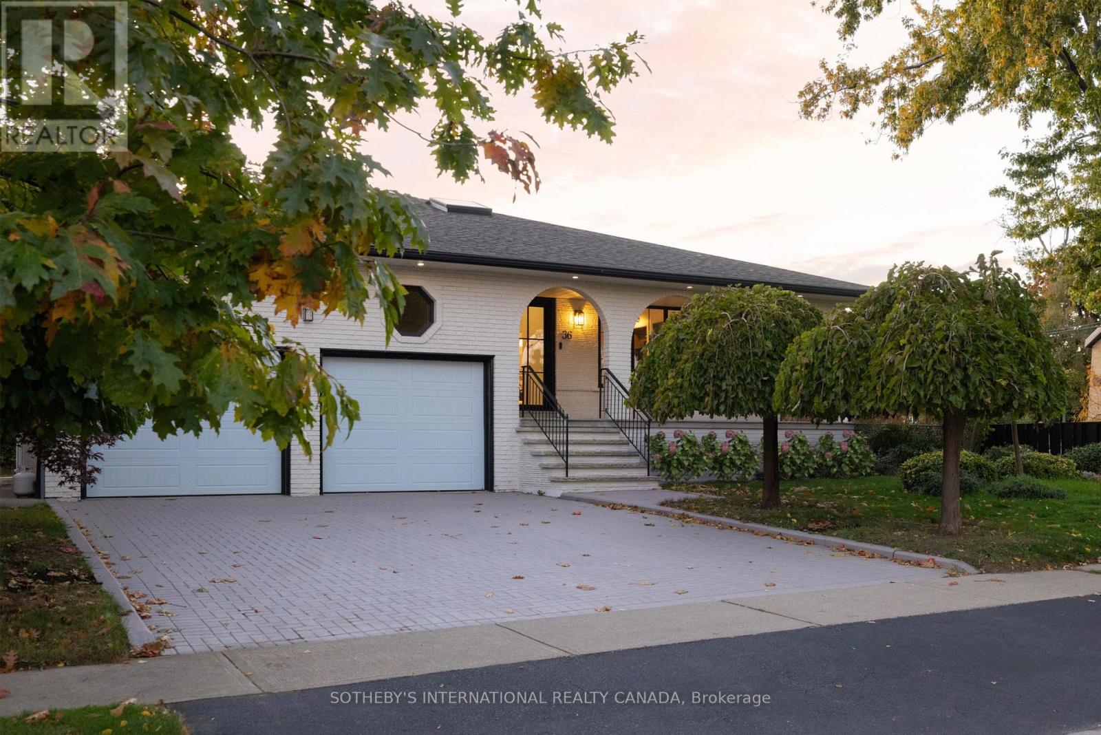 36 Rosemeade Avenue, Toronto, Ontario  M8Y 3A3 - Photo 49 - W12502514