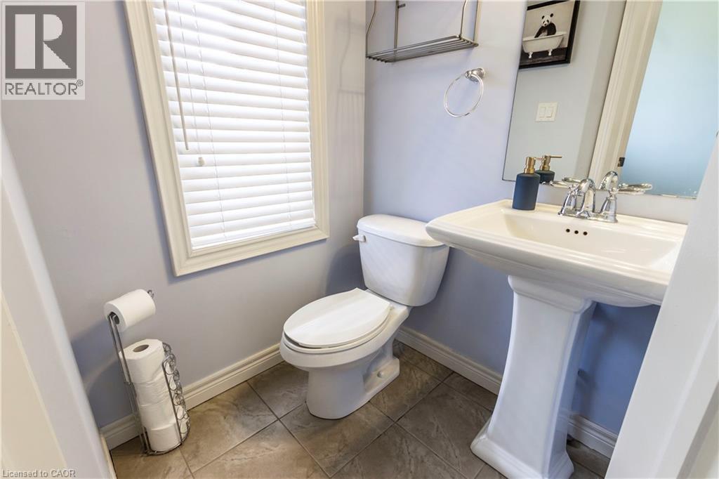 93 Sexton Crescent, Hamilton, Ontario  L9G 0E2 - Photo 11 - 40785246