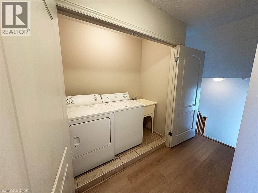 25 Ivybridge Beach Unit# 16, Stoney Creek, Ontario  L8E 0A5 - Photo 15 - 40785213