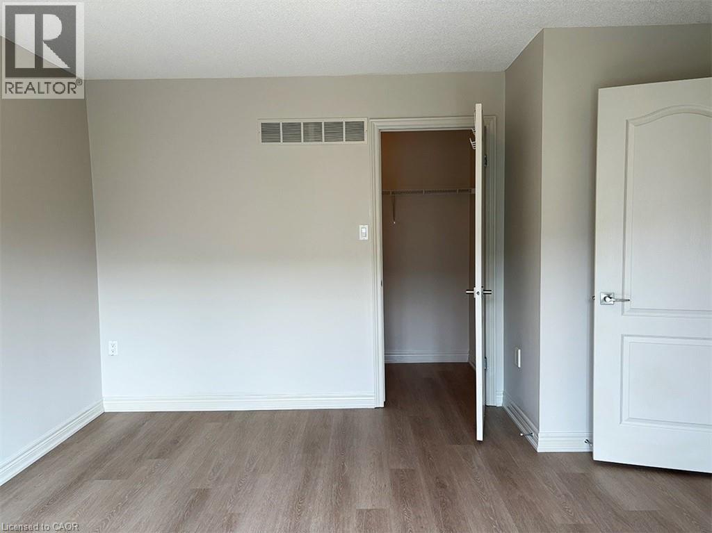 25 Ivybridge Beach Unit# 16, Stoney Creek, Ontario  L8E 0A5 - Photo 21 - 40785213