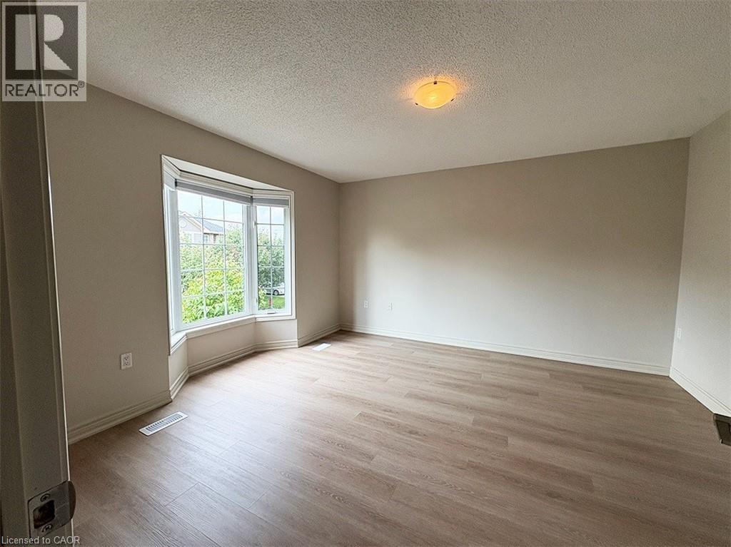 25 Ivybridge Beach Unit# 16, Stoney Creek, Ontario  L8E 0A5 - Photo 22 - 40785213