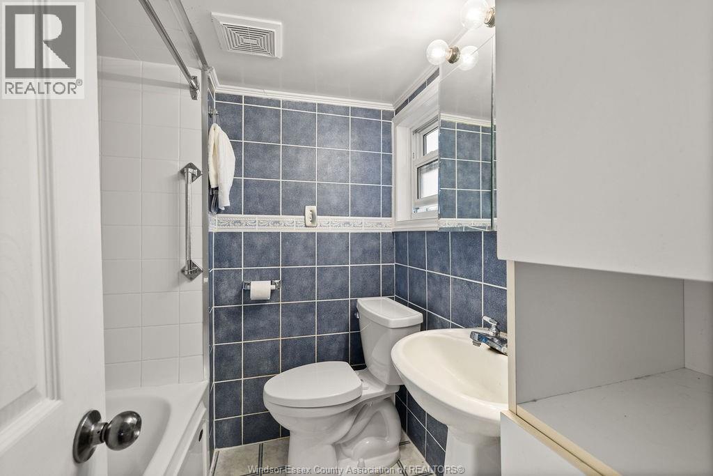 192 Mill, Lakeshore, Ontario  N8L 0Y9 - Photo 14 - 25027850