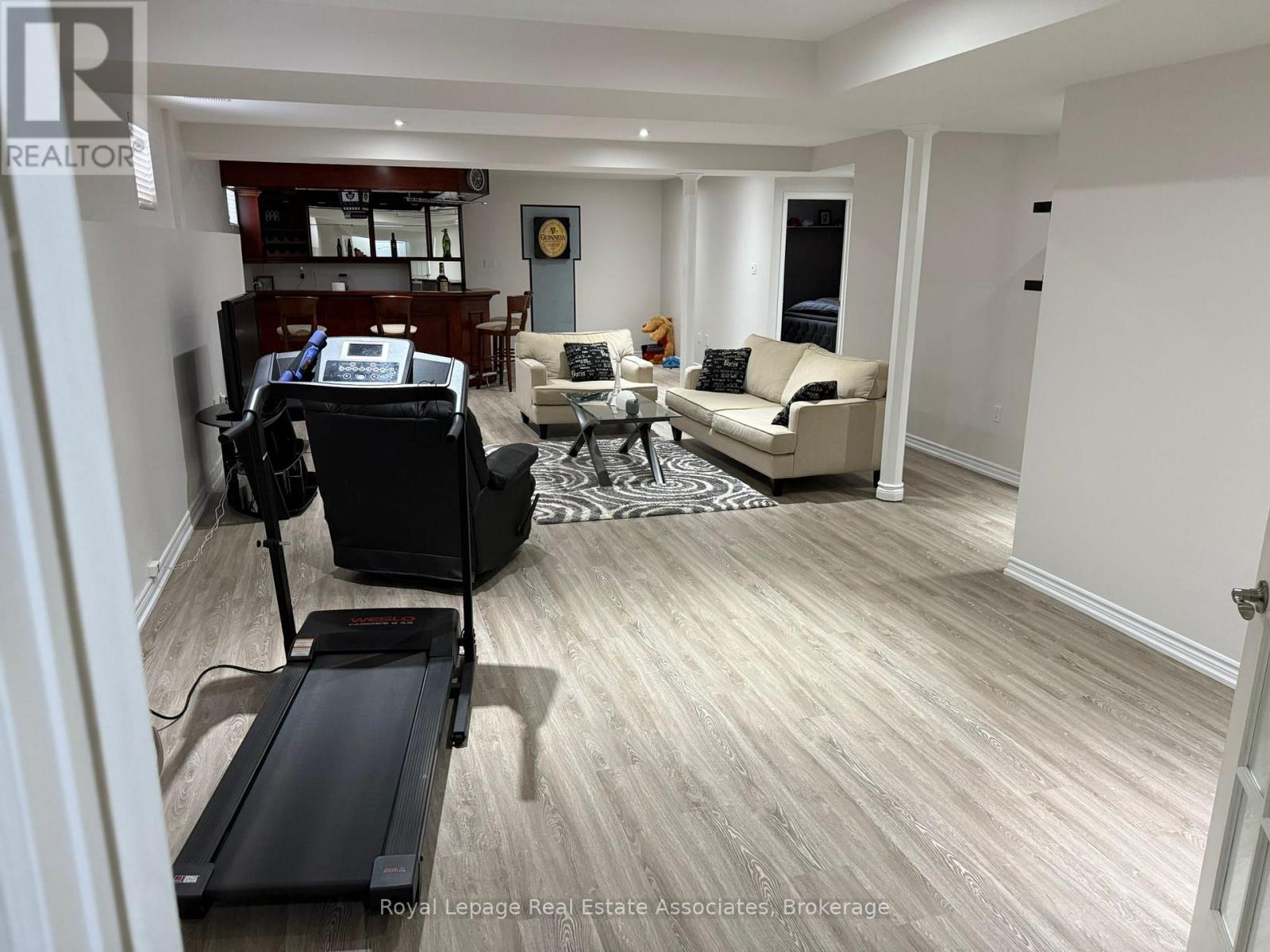 37 Chevrolet Drive, Brampton, Ontario  L7A 3C3 - Photo 20 - W12503662