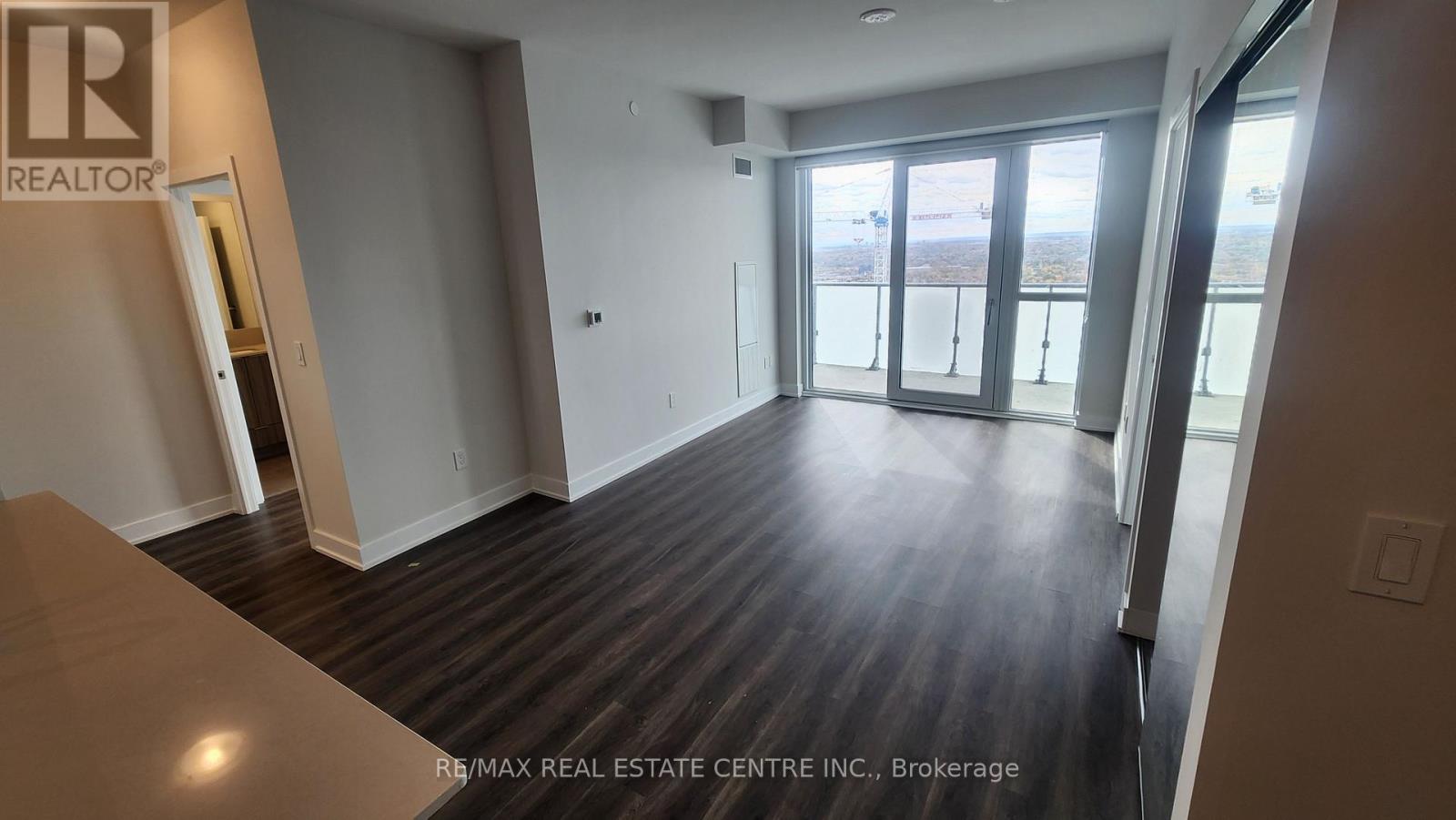 4407 - 430 Square One Drive, Mississauga, Ontario  L5B 0P6 - Photo 16 - W12503702