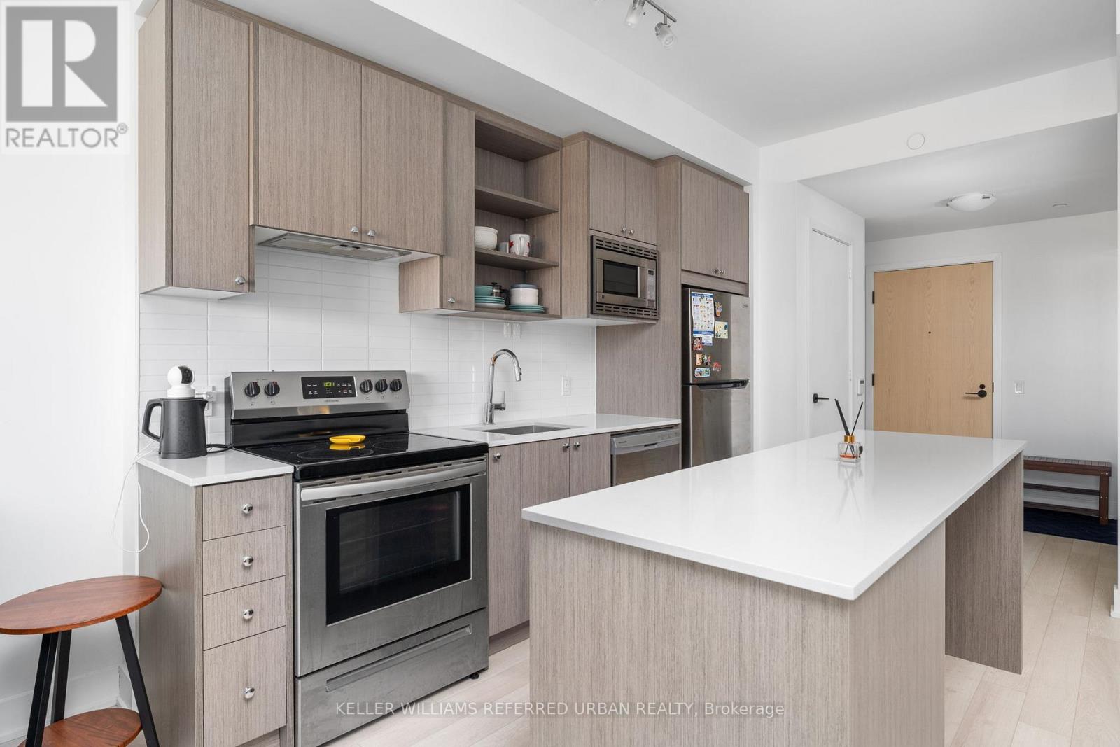 401 - 60 George Butchart Drive, Toronto, Ontario  M3K 0C9 - Photo 11 - W12503706