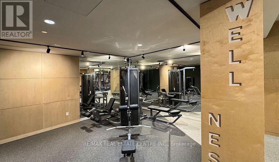 1806 - 2495 Eglinton Avenue W, Mississauga, Ontario  L5M 2T2 - Photo 7 - W12503710