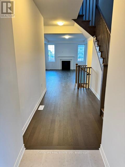 1509 Rothbury Crescent, Milton, Ontario  L9E 2H4 - Photo 3 - W12503742