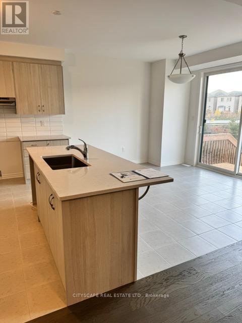 1509 Rothbury Crescent, Milton, Ontario  L9E 2H4 - Photo 8 - W12503742