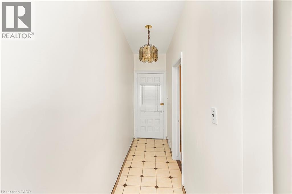 62 Francis Street, Hamilton, Ontario  L8L 3V3 - Photo 5 - 40747466