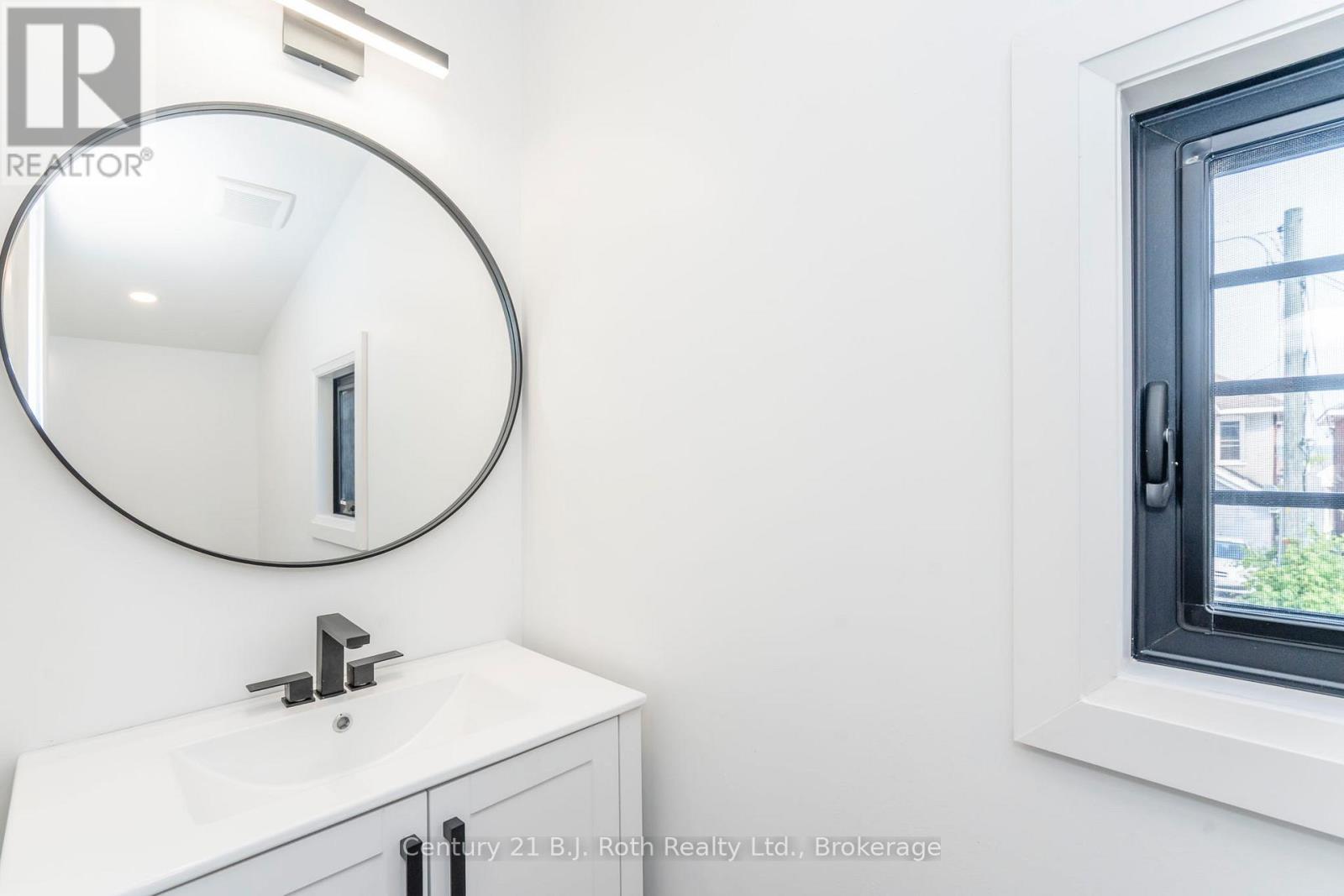 339 First Street, Midland, Ontario  L4R 3P3 - Photo 14 - S12504012