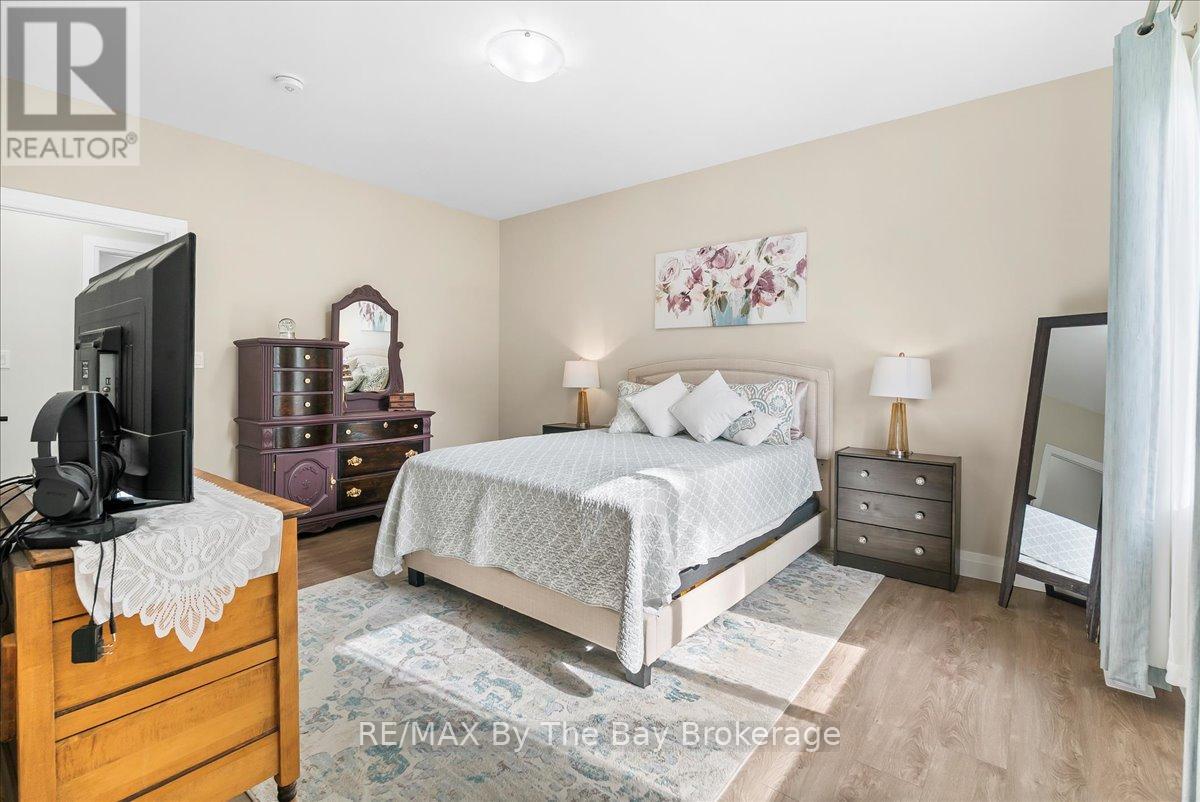 146 Mary Street, Clearview (Creemore), Ontario  L0M 1G0 - Photo 17 - S12504034