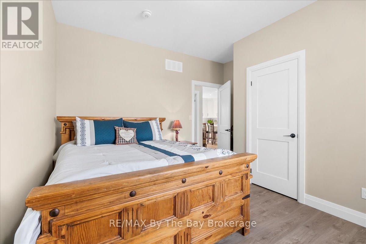 146 Mary Street, Clearview (Creemore), Ontario  L0M 1G0 - Photo 22 - S12504034