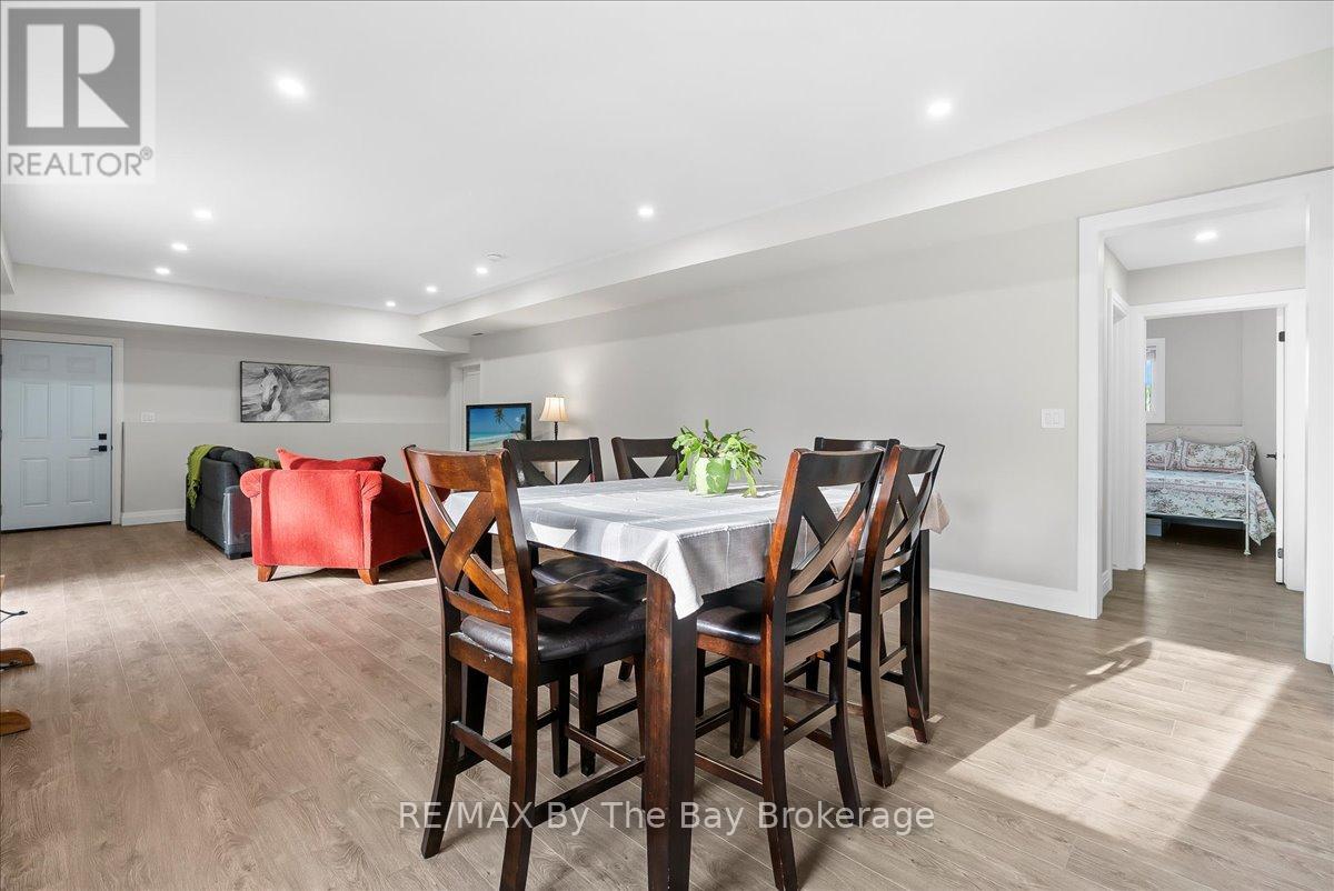 146 Mary Street, Clearview (Creemore), Ontario  L0M 1G0 - Photo 29 - S12504034