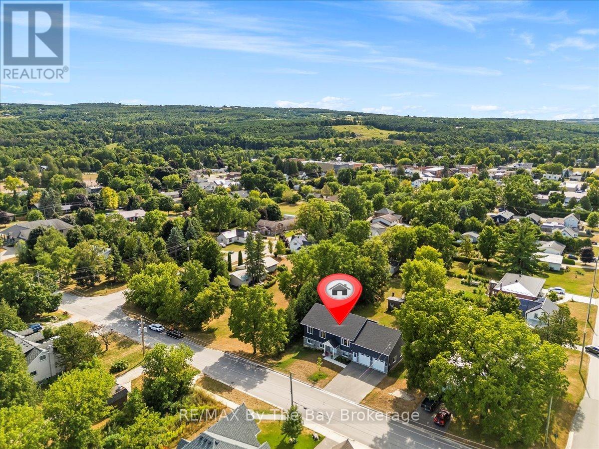 146 Mary Street, Clearview (Creemore), Ontario  L0M 1G0 - Photo 39 - S12504034