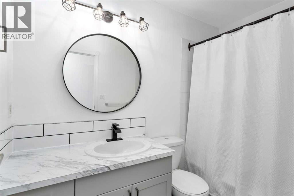 11 Maple Bay, Lacombe, Alberta  T4L 1V5 - Photo 18 - A2247704