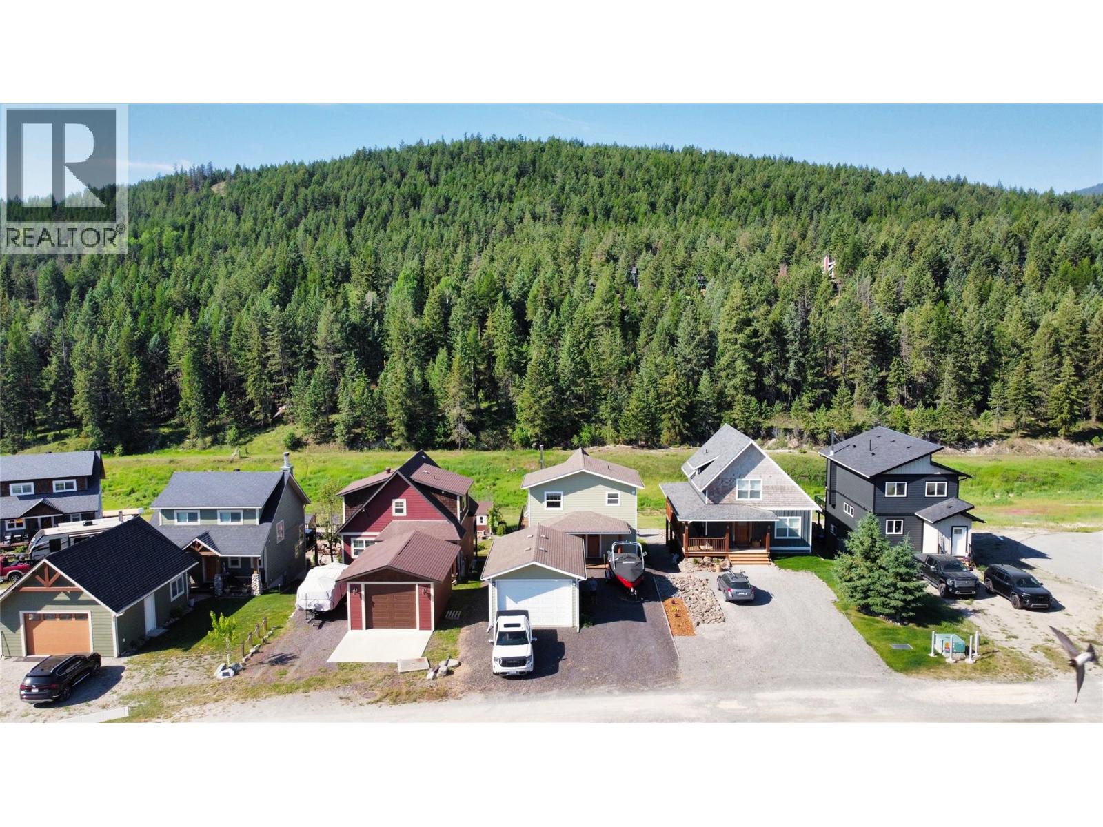 6324 Laurier Avenue Unit# 22, Wardner, British Columbia V0B 2J0 - Photo 2 - 10352136