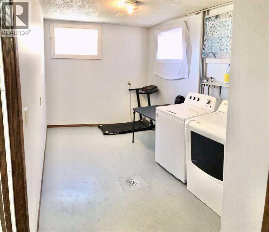 5232 38 Street Crescent, Innisfail, Alberta  T4G 1G7 - Photo 15 - A2265393