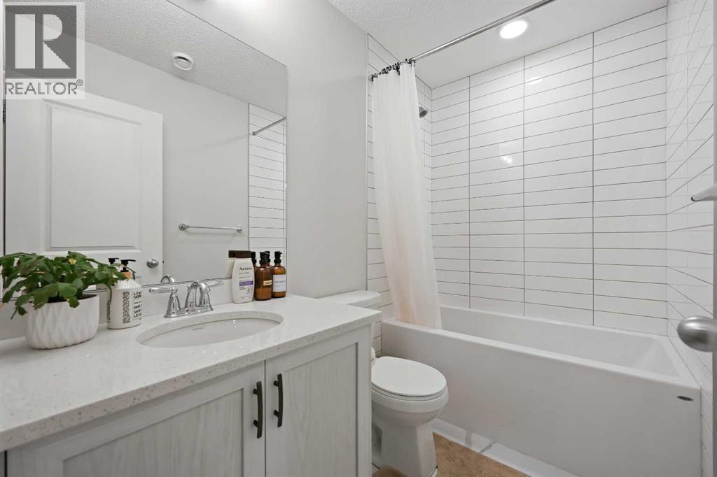 543 Livingston Way Ne, Calgary, Alberta  T3P 1Y5 - Photo 34 - A2261315