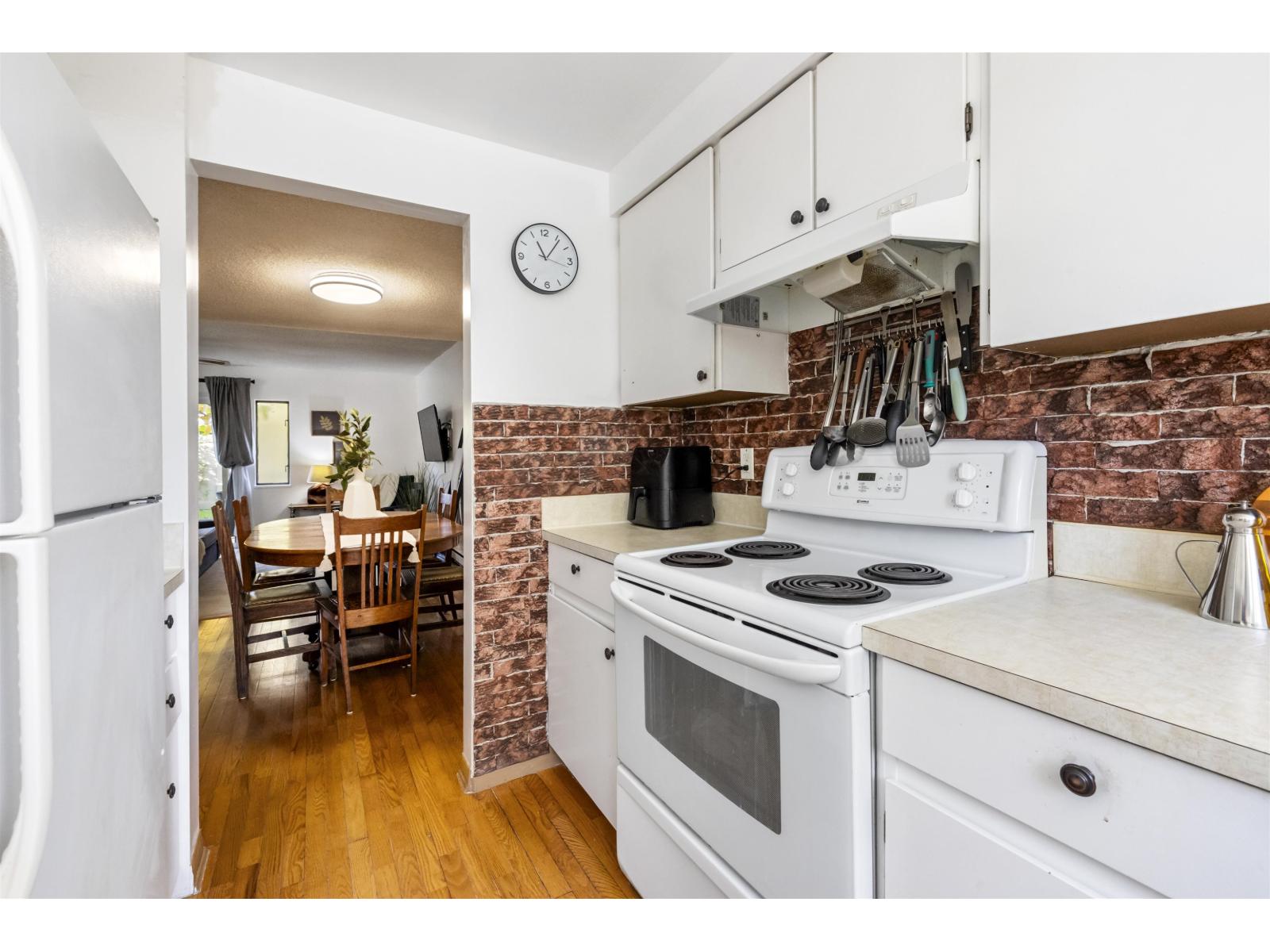 108 9264 122 Street, Surrey, British Columbia V3V 4L5 - Photo 5 - R3063579