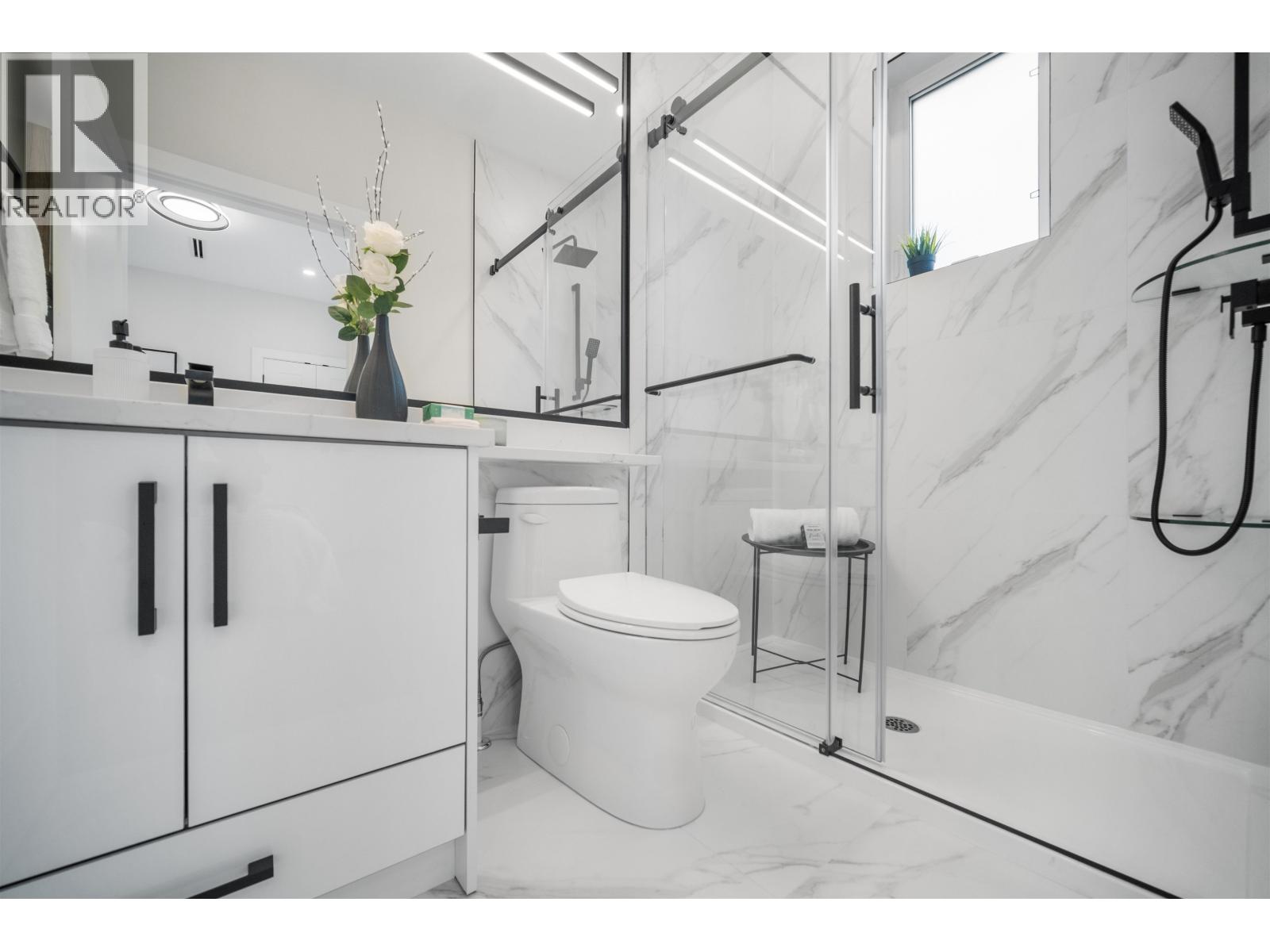 1 5378 Culloden Street, Vancouver, British Columbia  V5W 3R6 - Photo 11 - R3060043