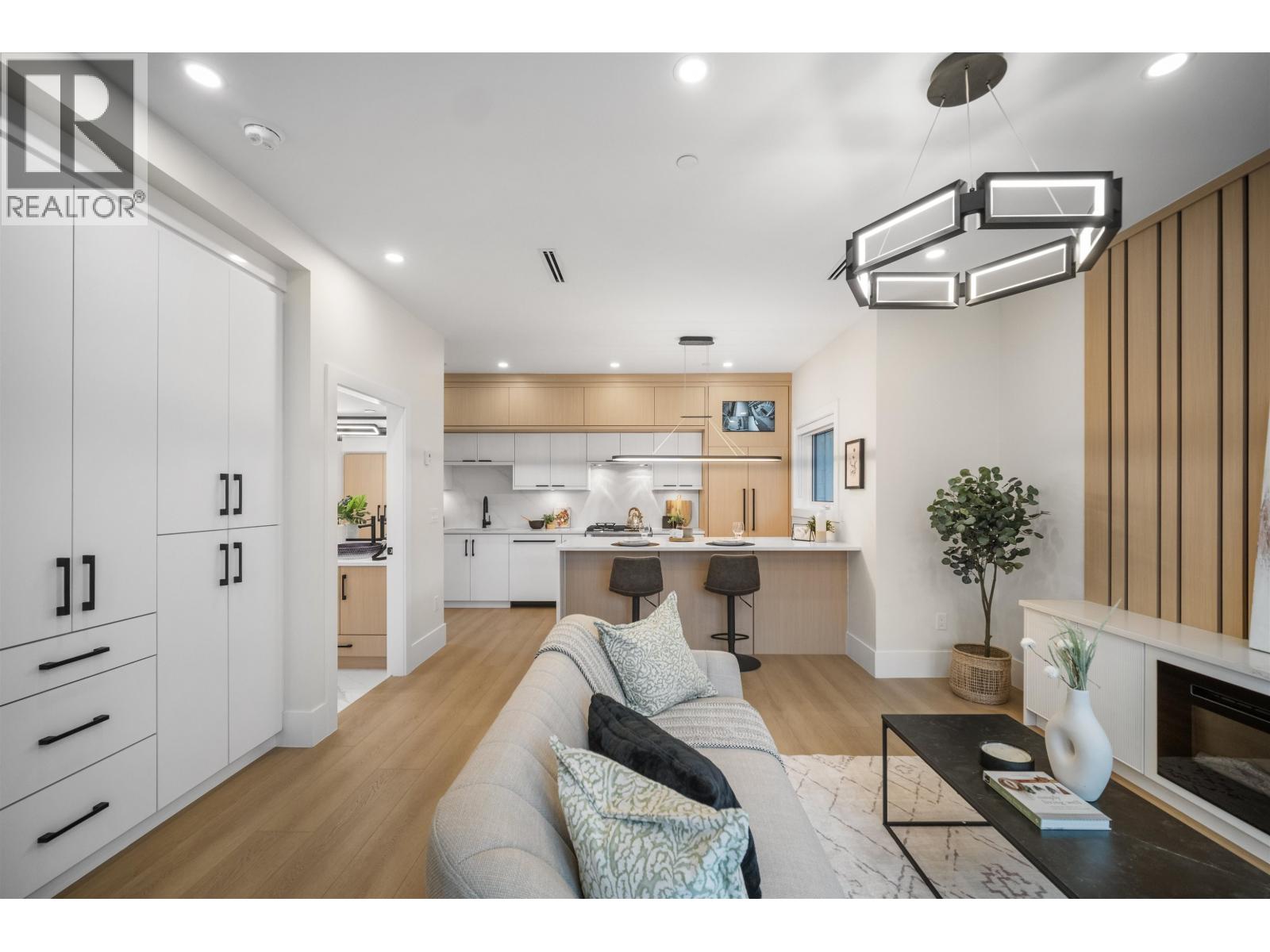 1 5378 Culloden Street, Vancouver, British Columbia  V5W 3R6 - Photo 5 - R3060043