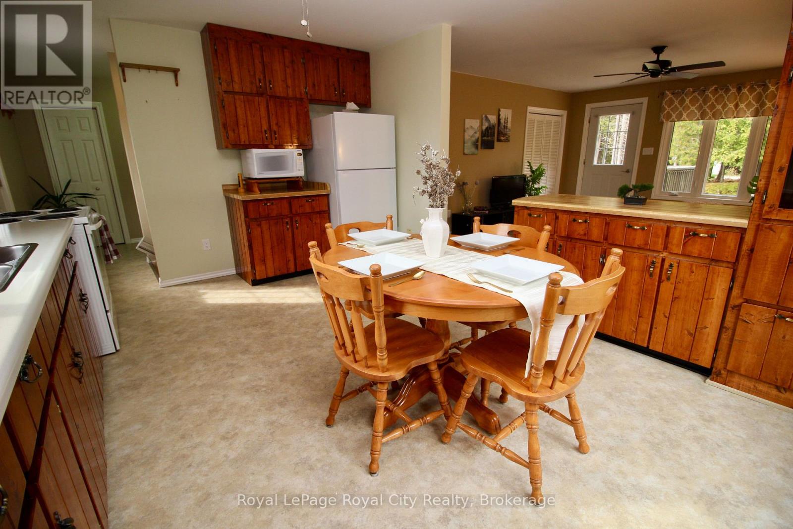 26 Little Cove Road, Northern Bruce Peninsula, Ontario  N0H 2R0 - Photo 10 - X12503984