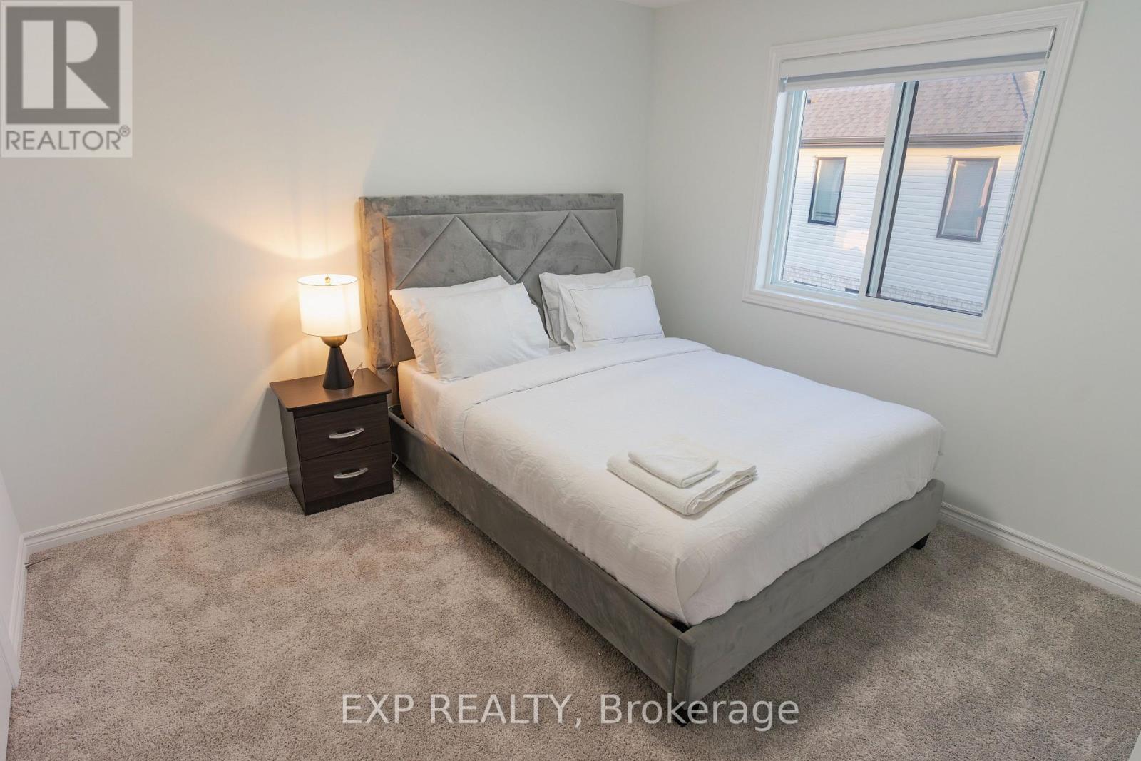 Main - 1749 Finley Crescent, London North, Ontario  N6G 0B4 - Photo 23 - X12503638