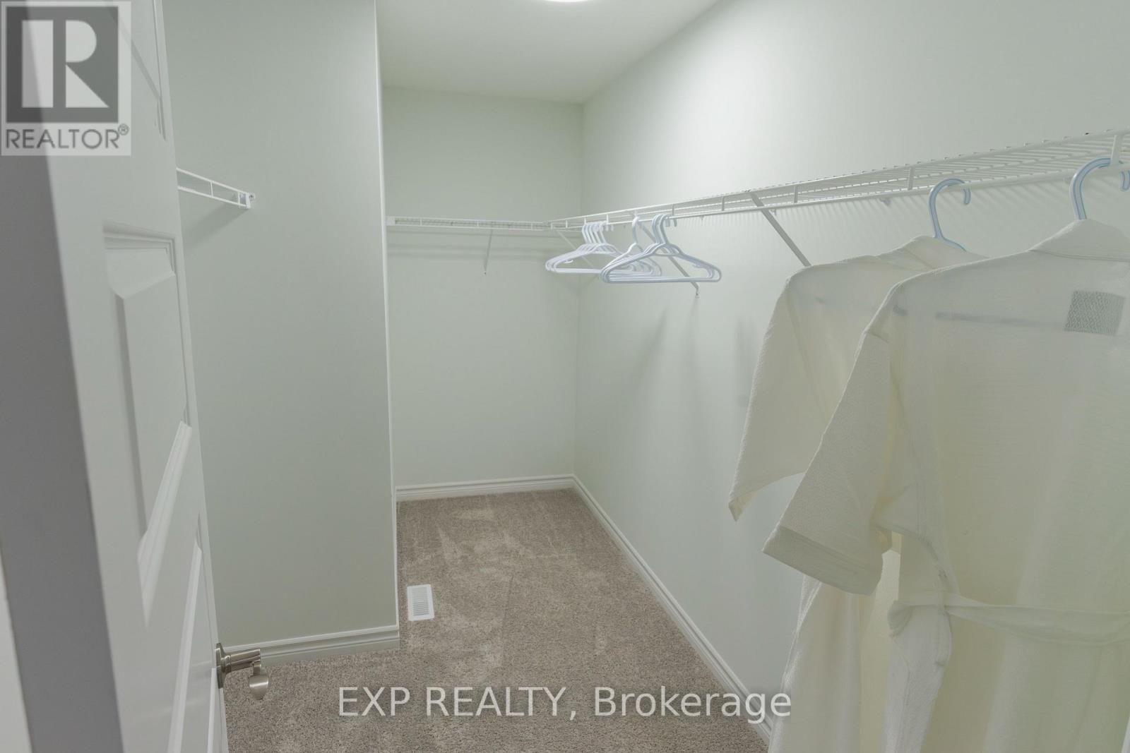 Main - 1749 Finley Crescent, London North, Ontario  N6G 0B4 - Photo 24 - X12503638