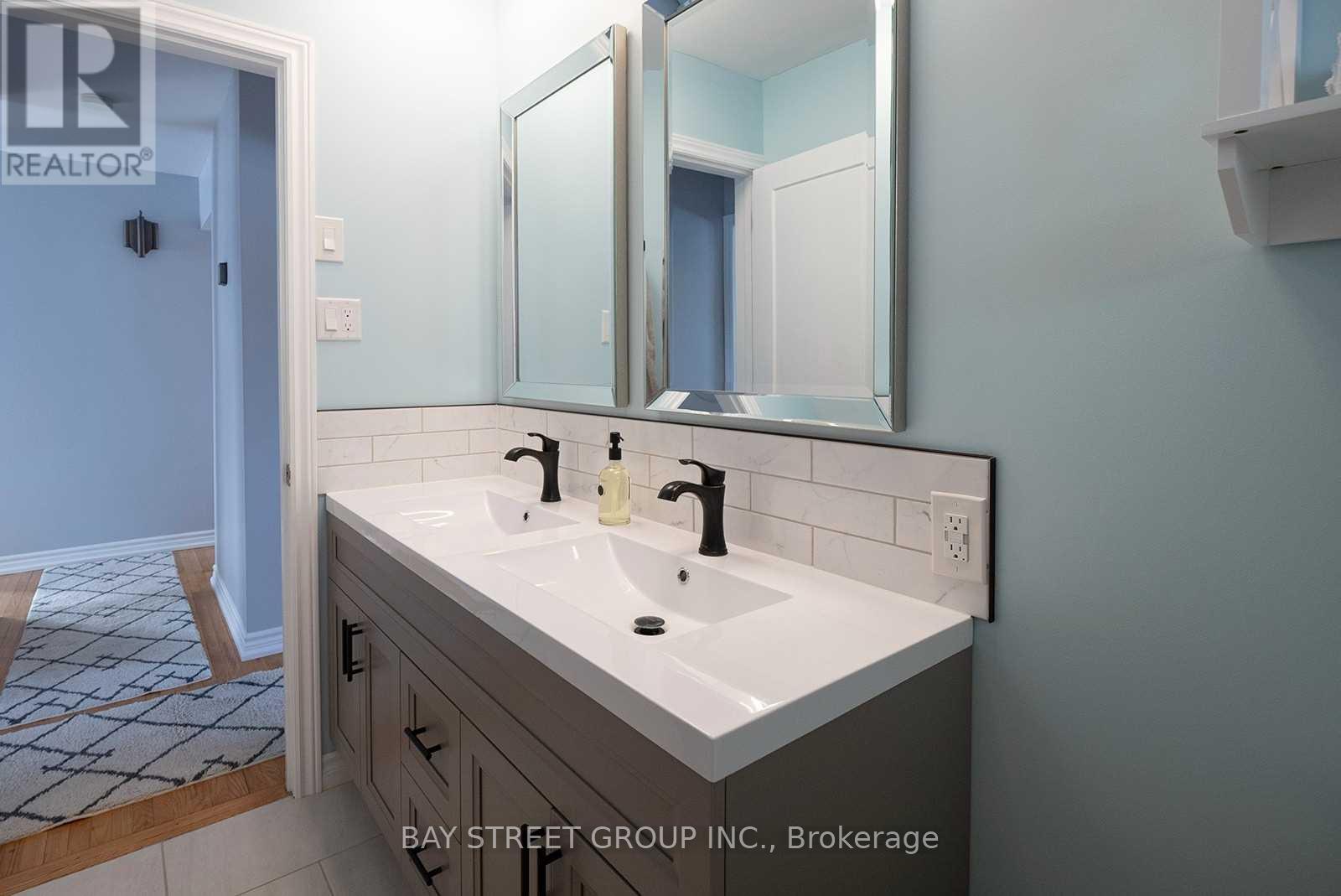 31 Tranquility Street, Brantford, Ontario  N3R 3H6 - Photo 19 - X12503656