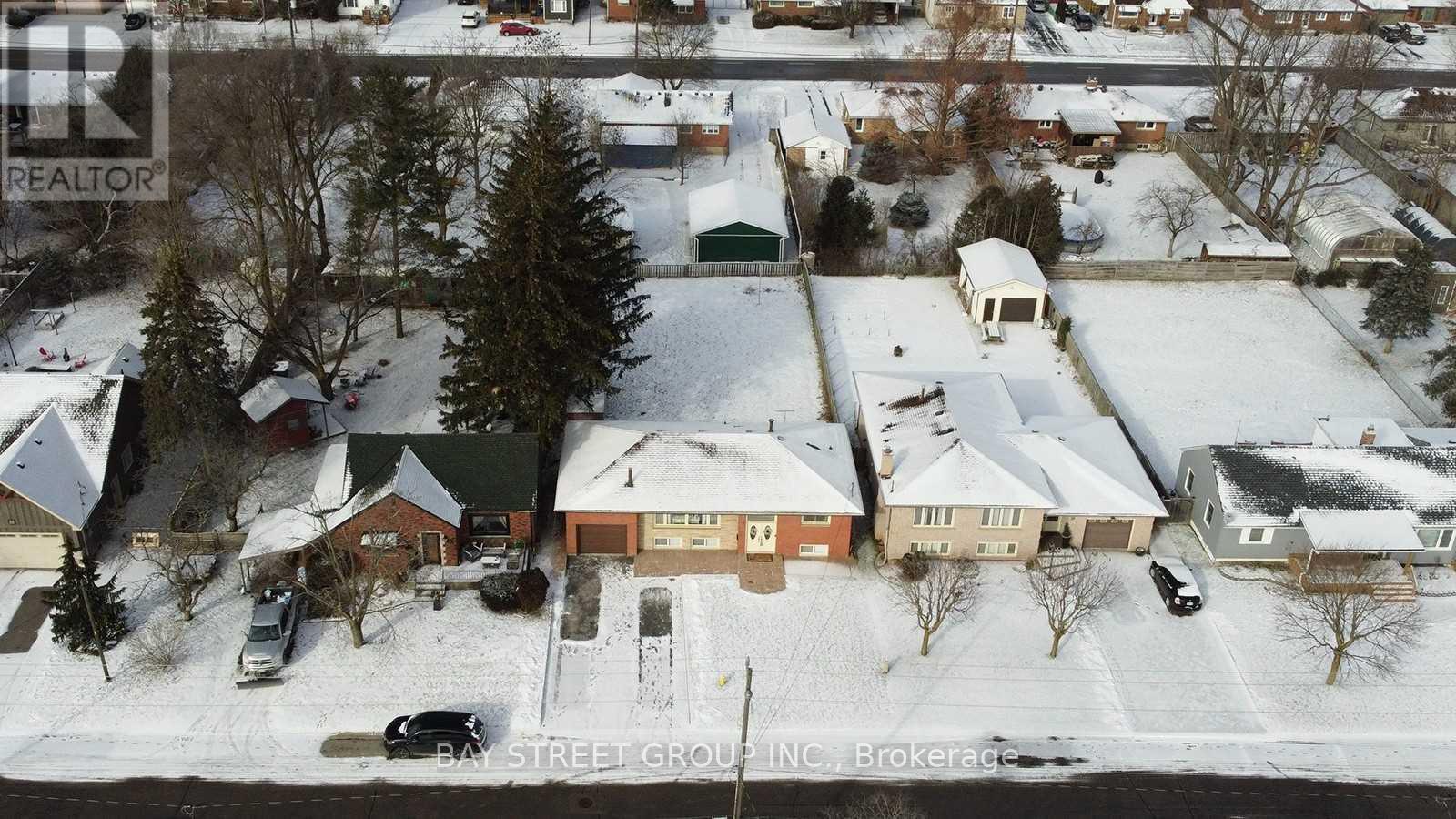 31 Tranquility Street, Brantford, Ontario  N3R 3H6 - Photo 35 - X12503656