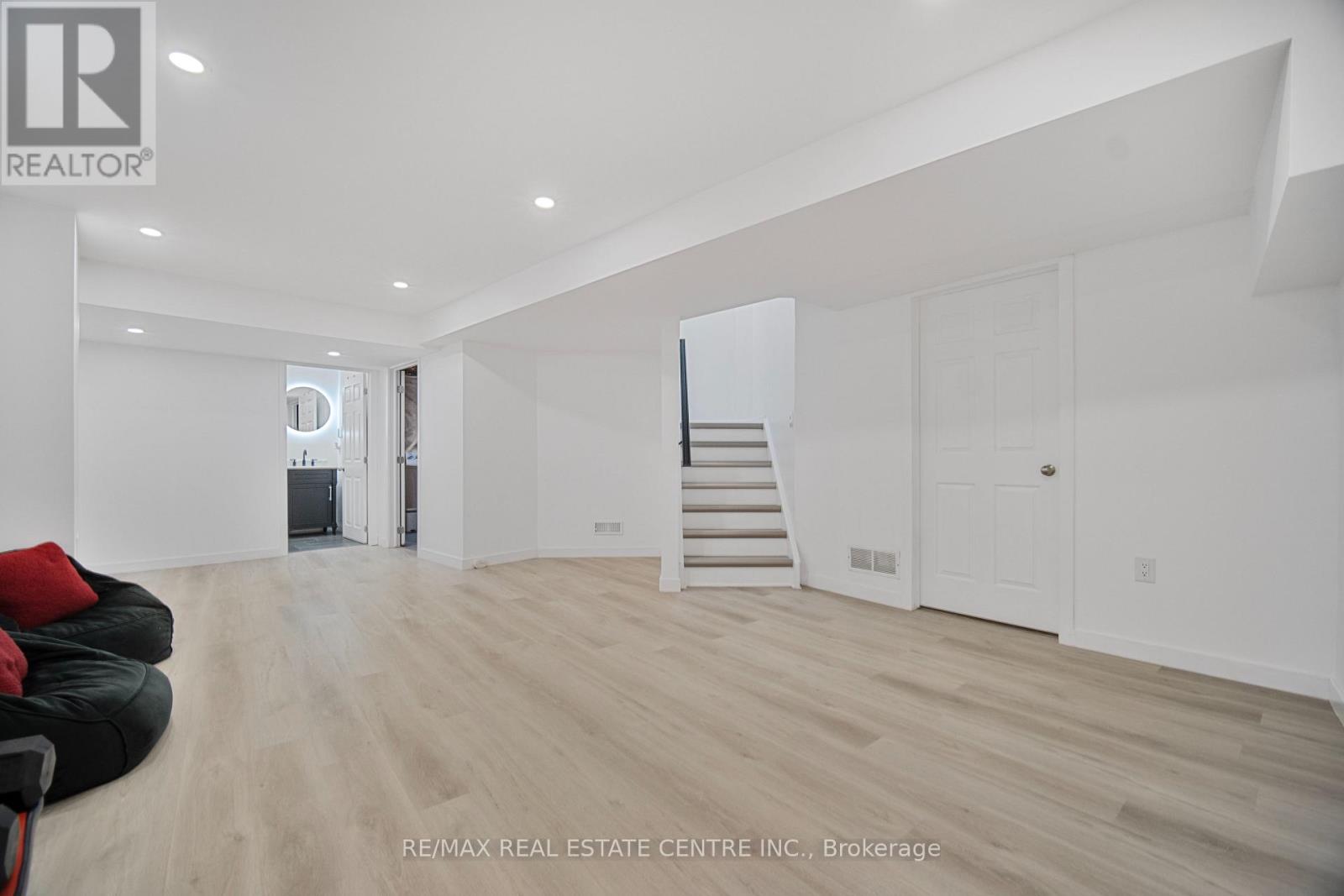 6 Eula White Place, London South, Ontario  N5Z 5C2 - Photo 21 - X12503688