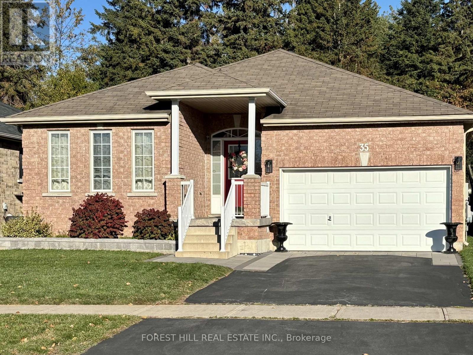 35 SWEETNAM DRIVE, Kawartha Lakes, Ontario