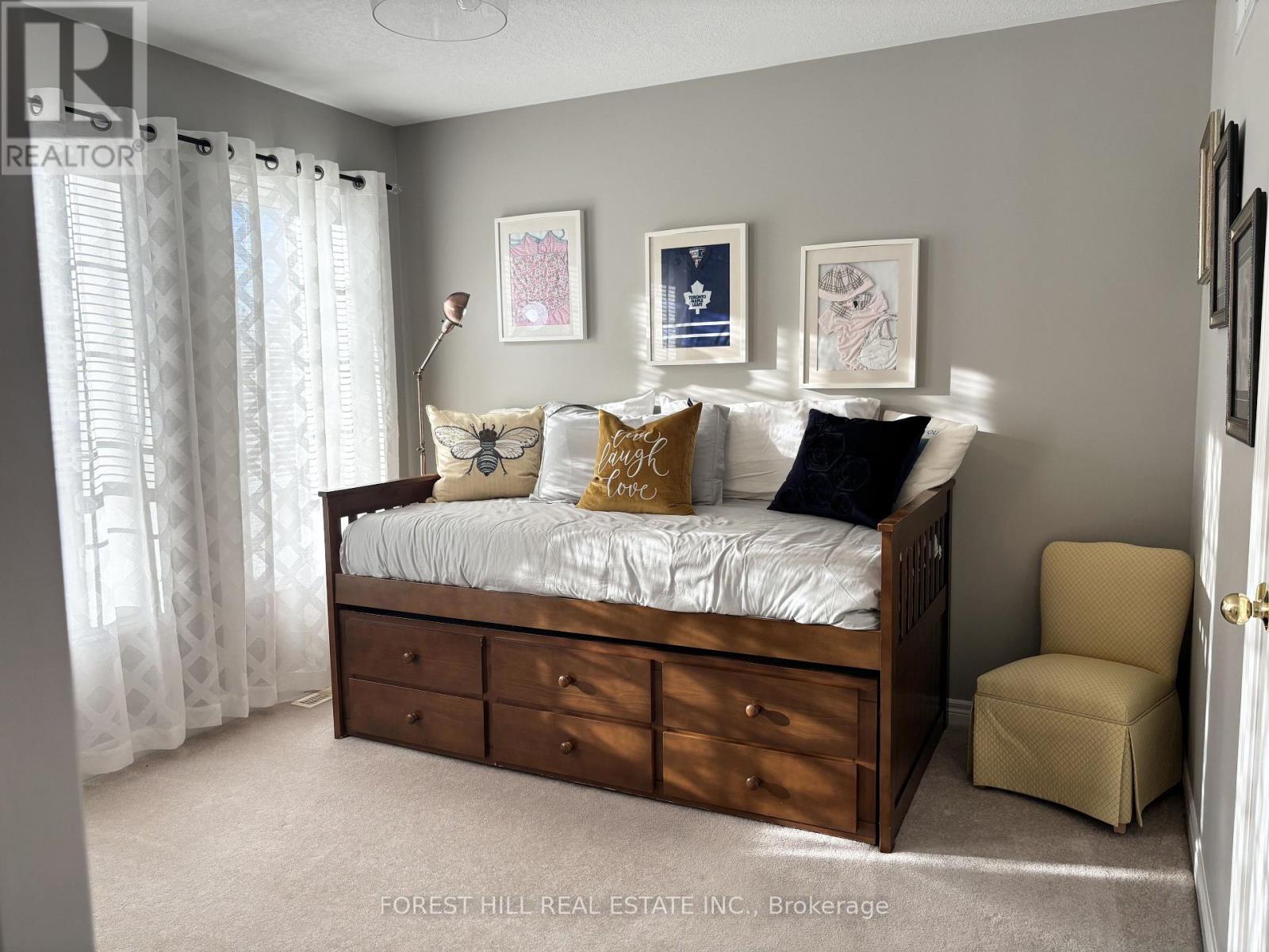 35 Sweetnam Drive, Kawartha Lakes, Ontario  K9V 0A7 - Photo 10 - X12503712