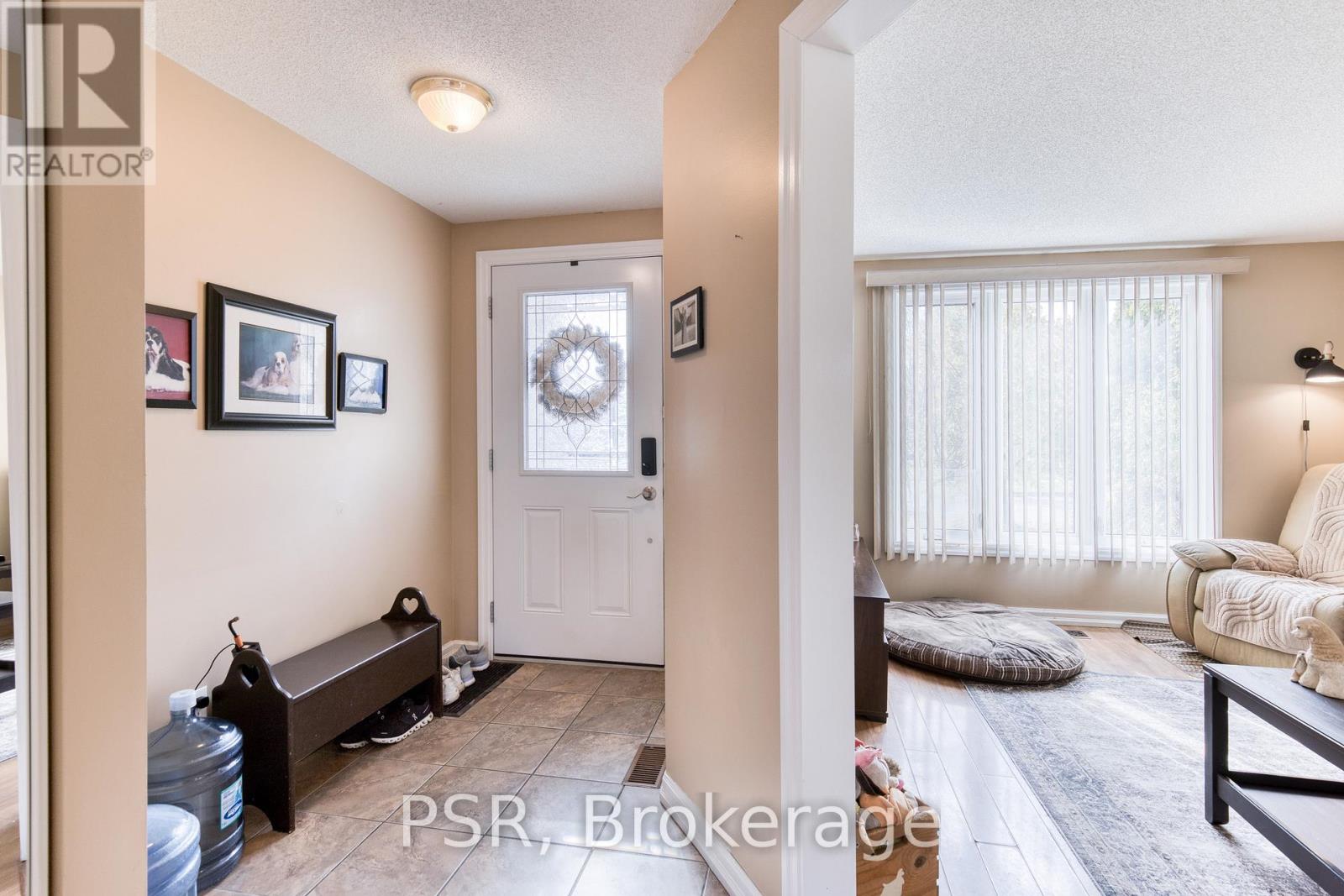 36 Benesfort Drive, Kitchener, Ontario  N2N 3B6 - Photo 2 - X12503740