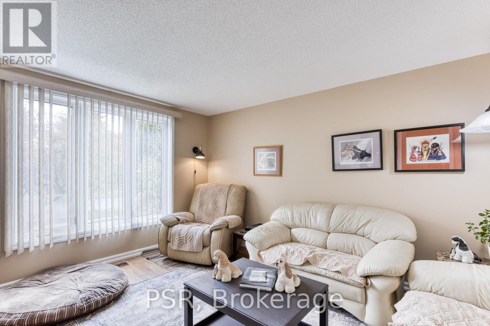 36 Benesfort Drive, Kitchener, Ontario  N2N 3B6 - Photo 3 - X12503740