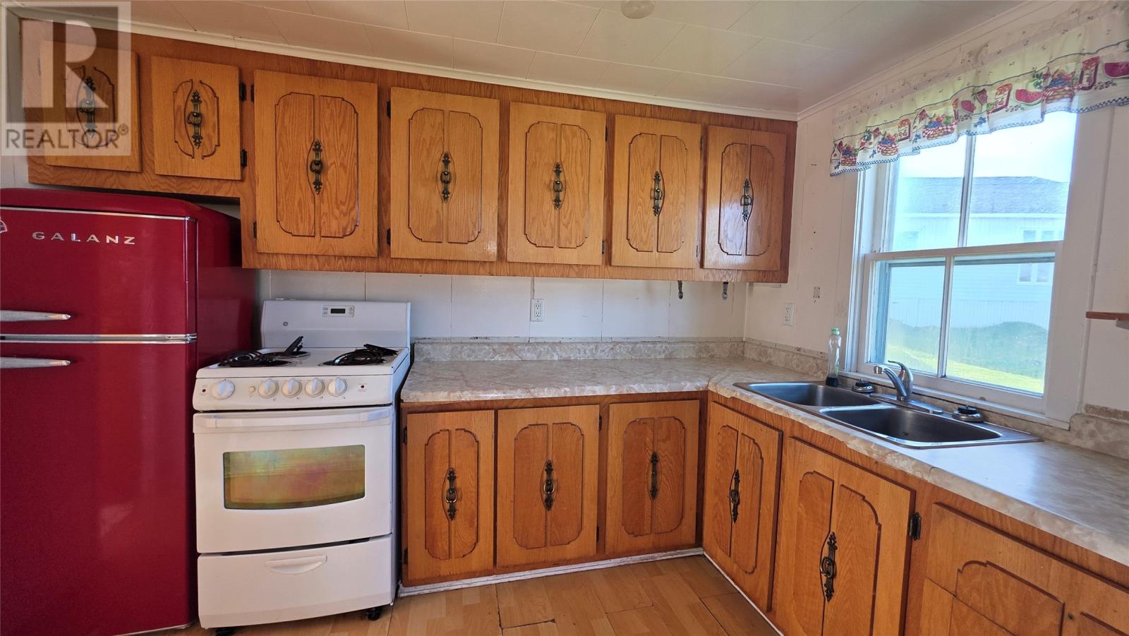 105 Main Street, Twillingate, Newfoundland & Labrador  A0G 4M0 - Photo 12 - 1291410