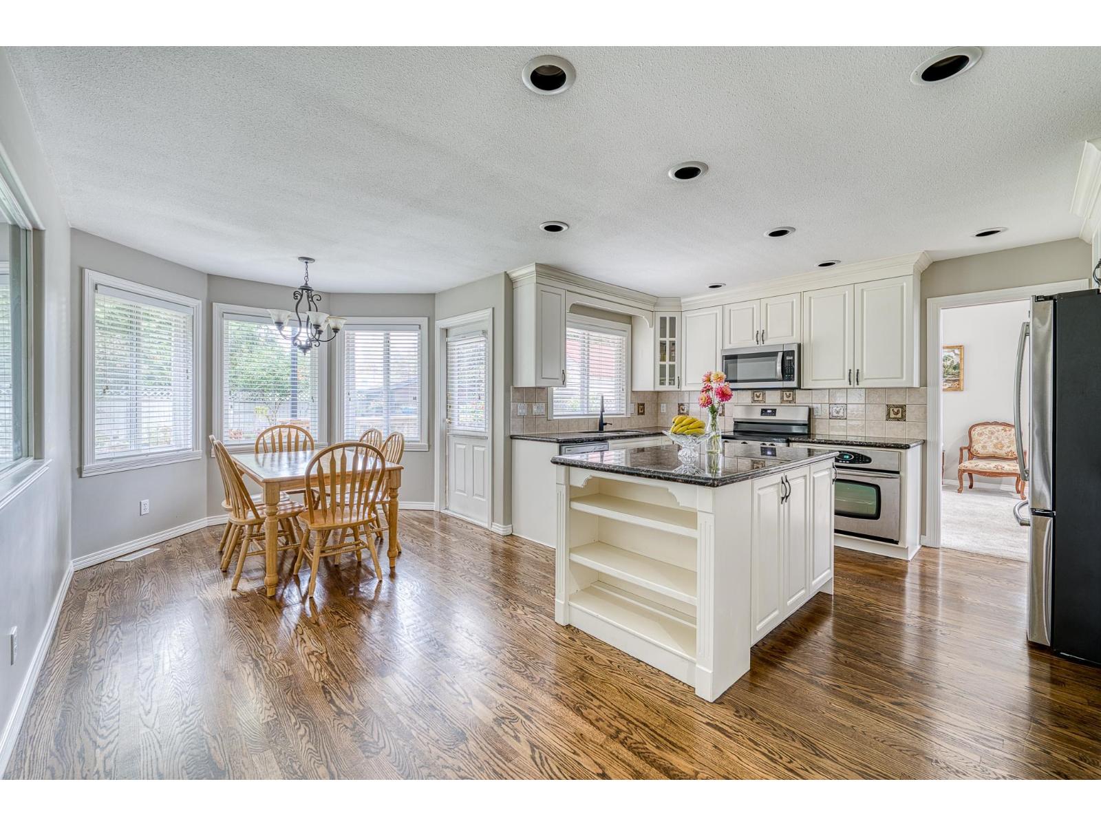 15643 78a Avenue, Surrey, British Columbia  V4N 0X5 - Photo 7 - R3064005