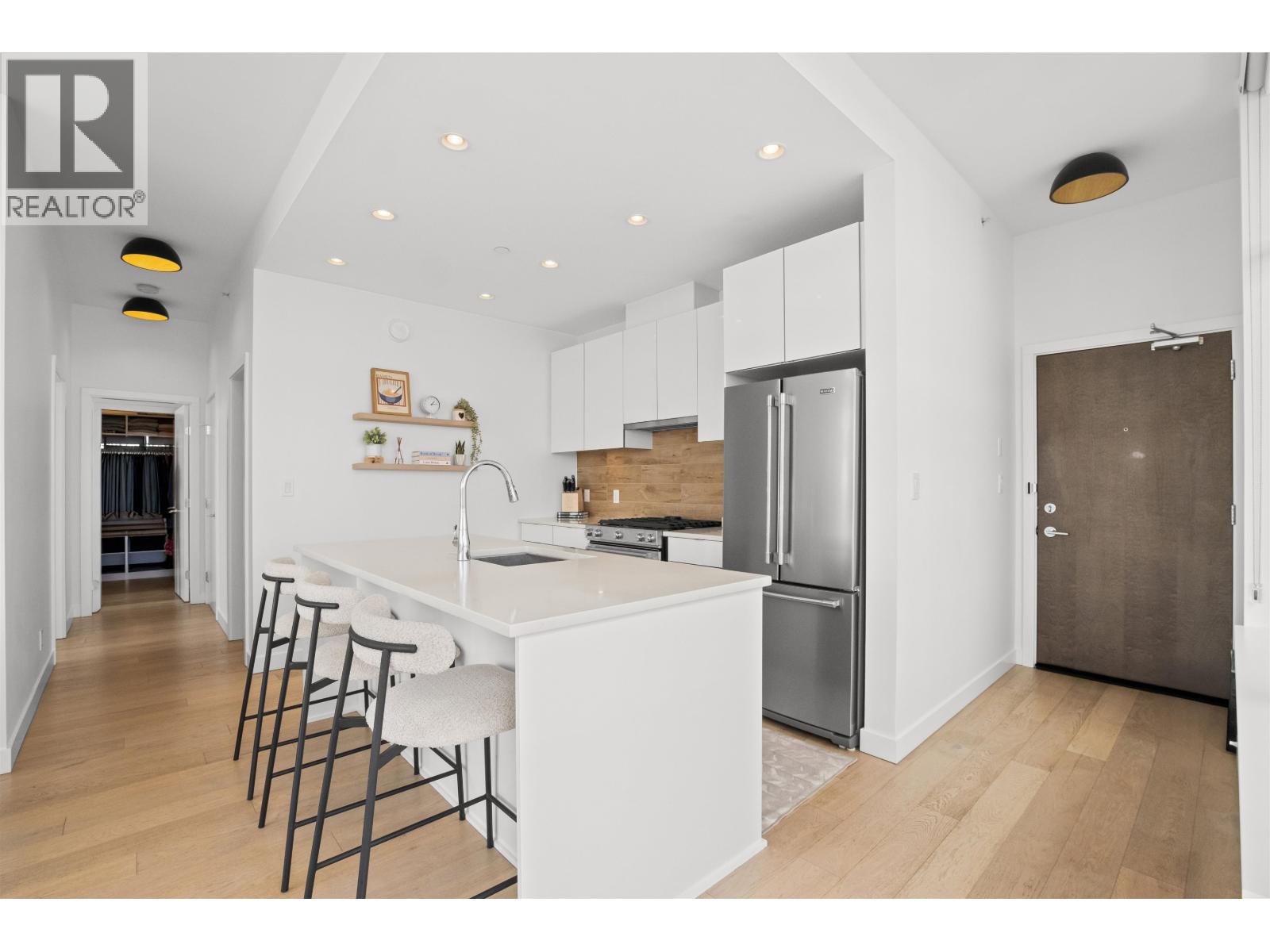 Sph06 200 Nelson's Crescent, New Westminster, British Columbia V3L 0H4 - Photo 6 - R3042020