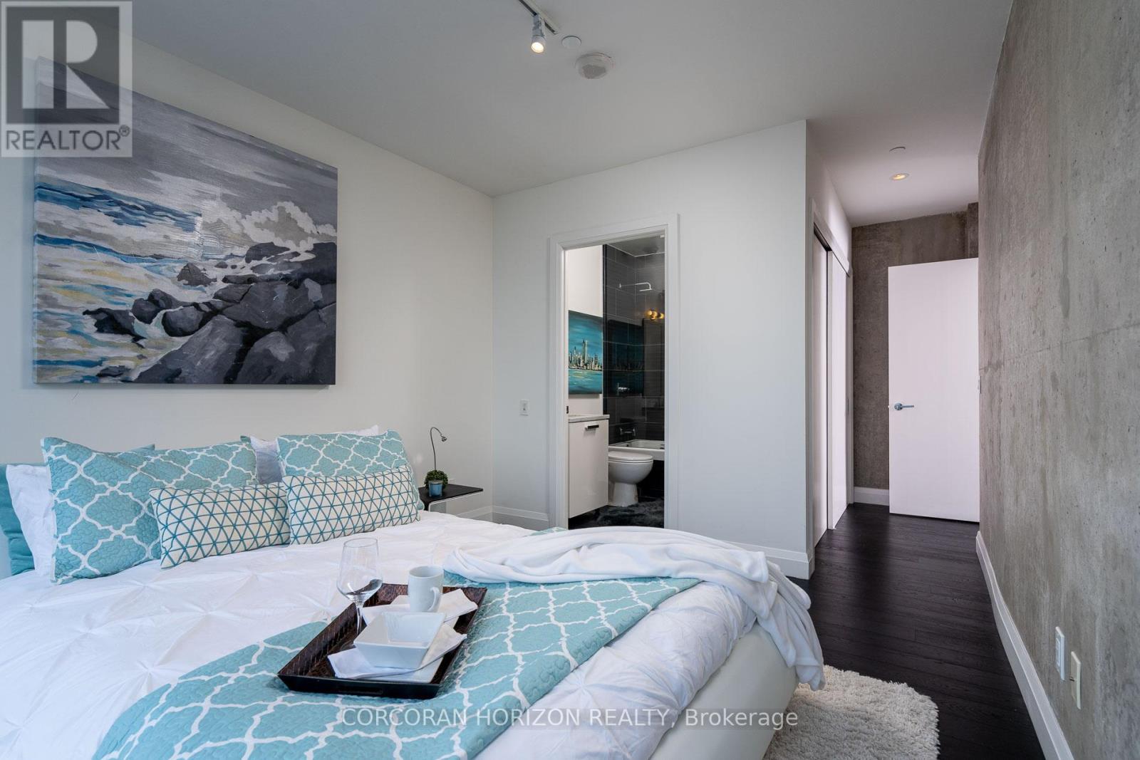 4601 - 224 King Street W, Toronto, Ontario  M5H 0A6 - Photo 21 - C12503836