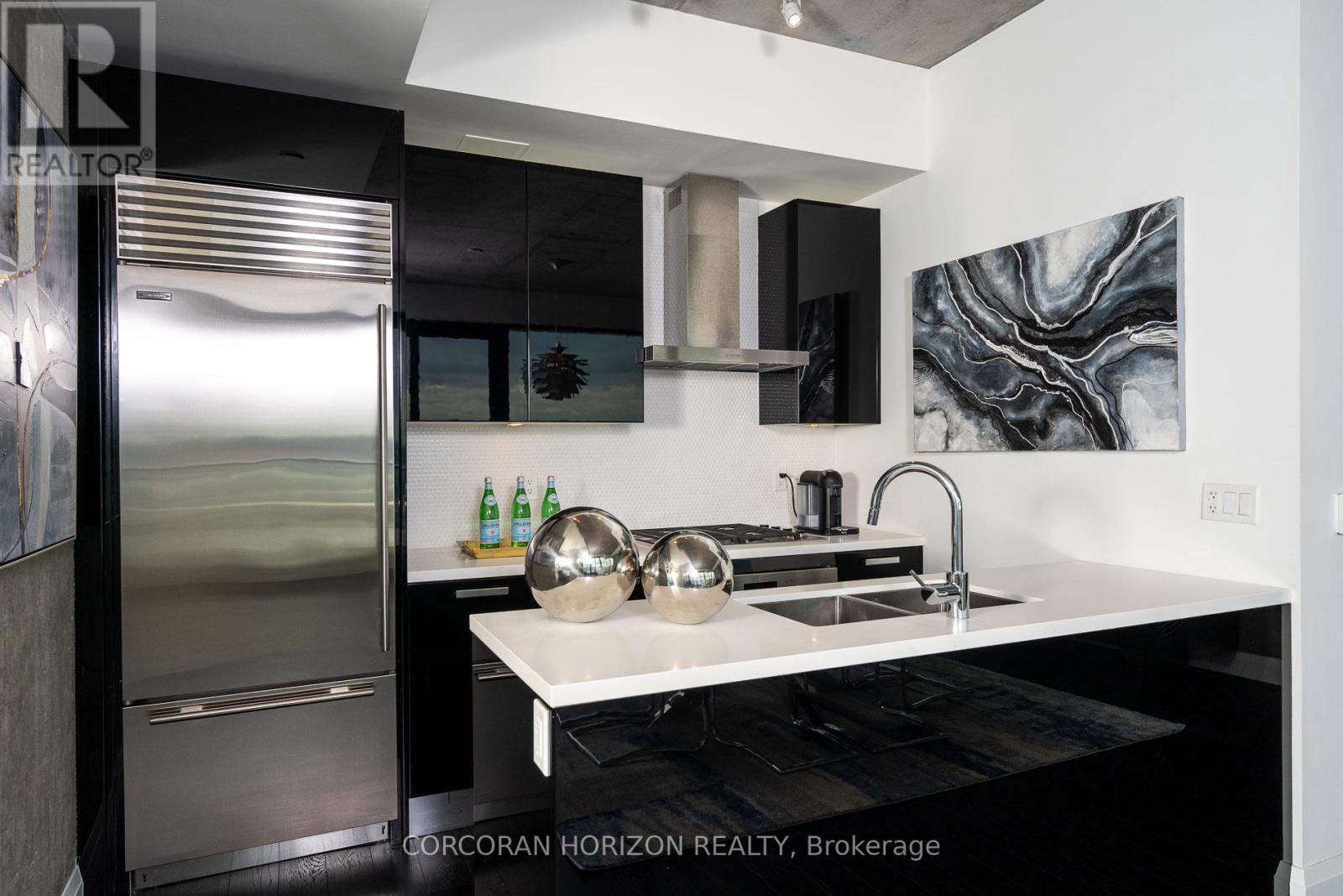 4601 - 224 King Street W, Toronto, Ontario  M5H 0A6 - Photo 5 - C12503836