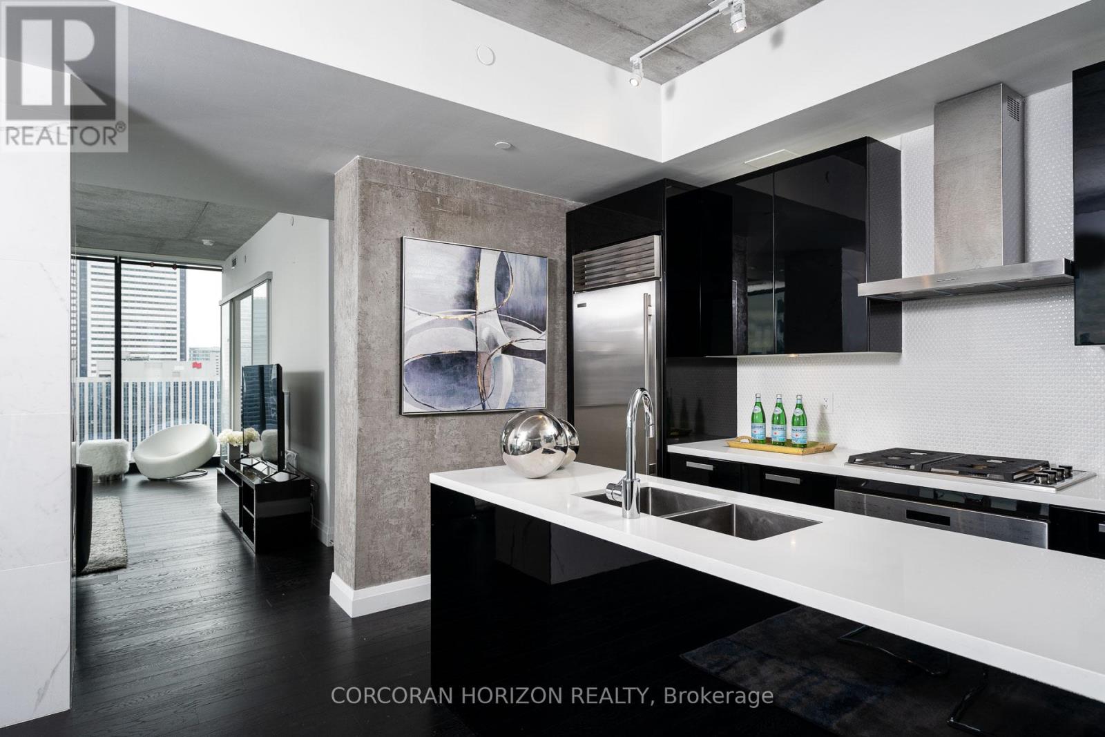 4601 - 224 King Street W, Toronto, Ontario  M5H 0A6 - Photo 7 - C12503836