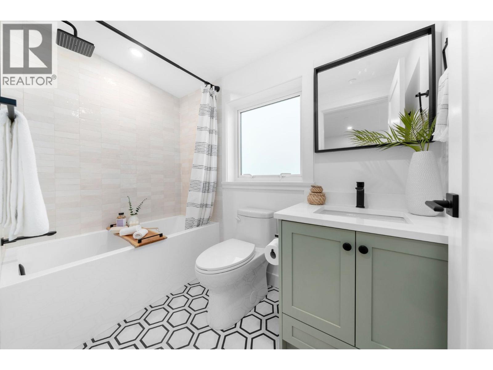 2528 Mcgill Street, Vancouver, British Columbia  V5K 1H1 - Photo 26 - R3063931