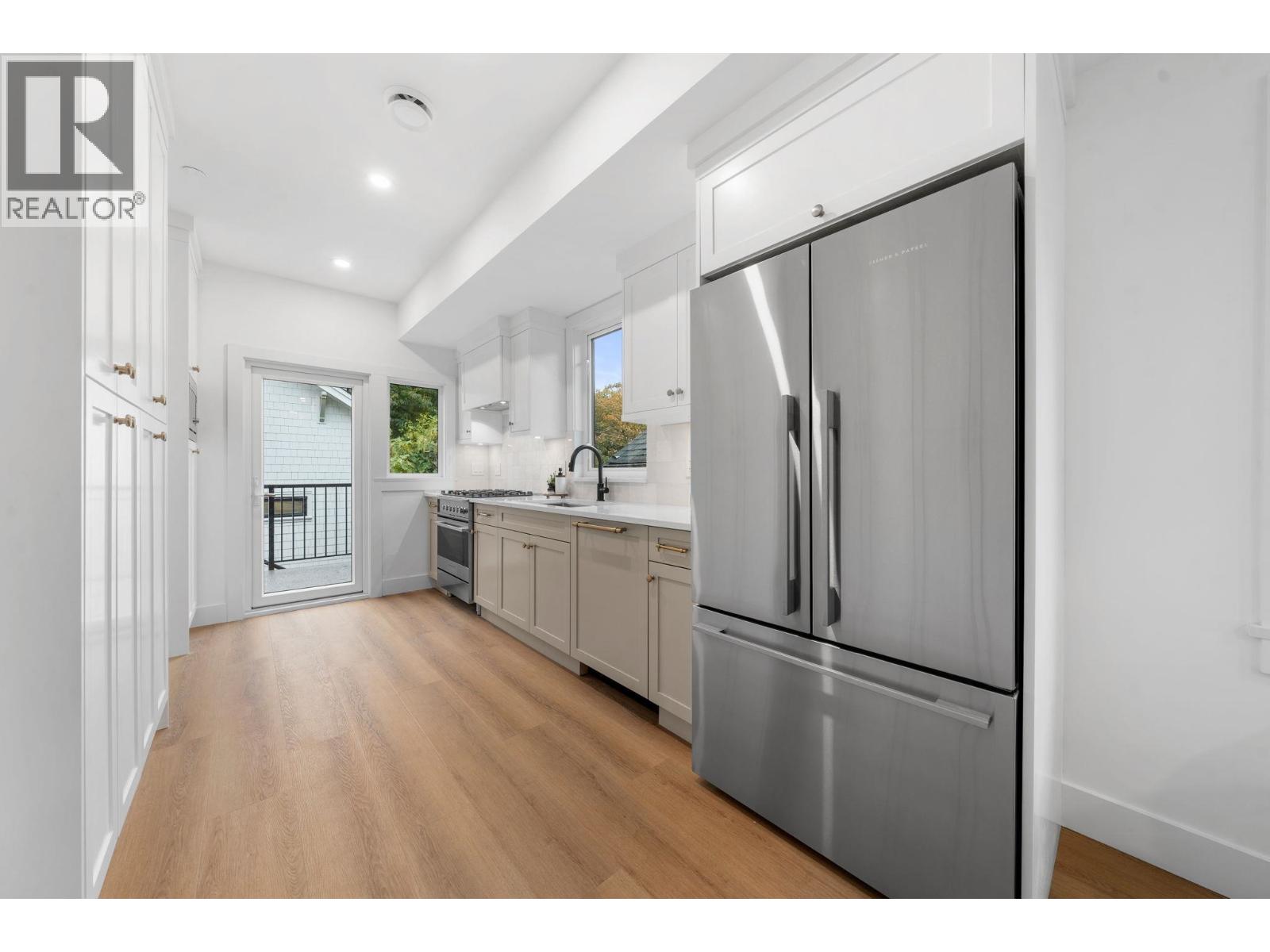 2528 Mcgill Street, Vancouver, British Columbia  V5K 1H1 - Photo 9 - R3063931