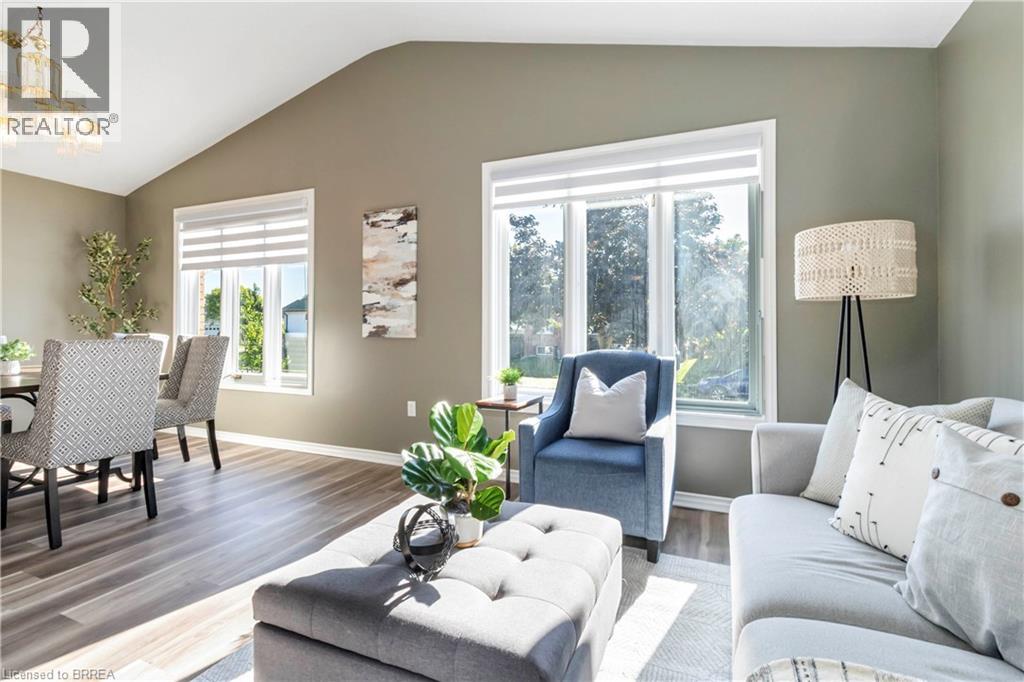 5 Cork Crescent, Brantford, Ontario  N3V 1E3 - Photo 4 - 40785237